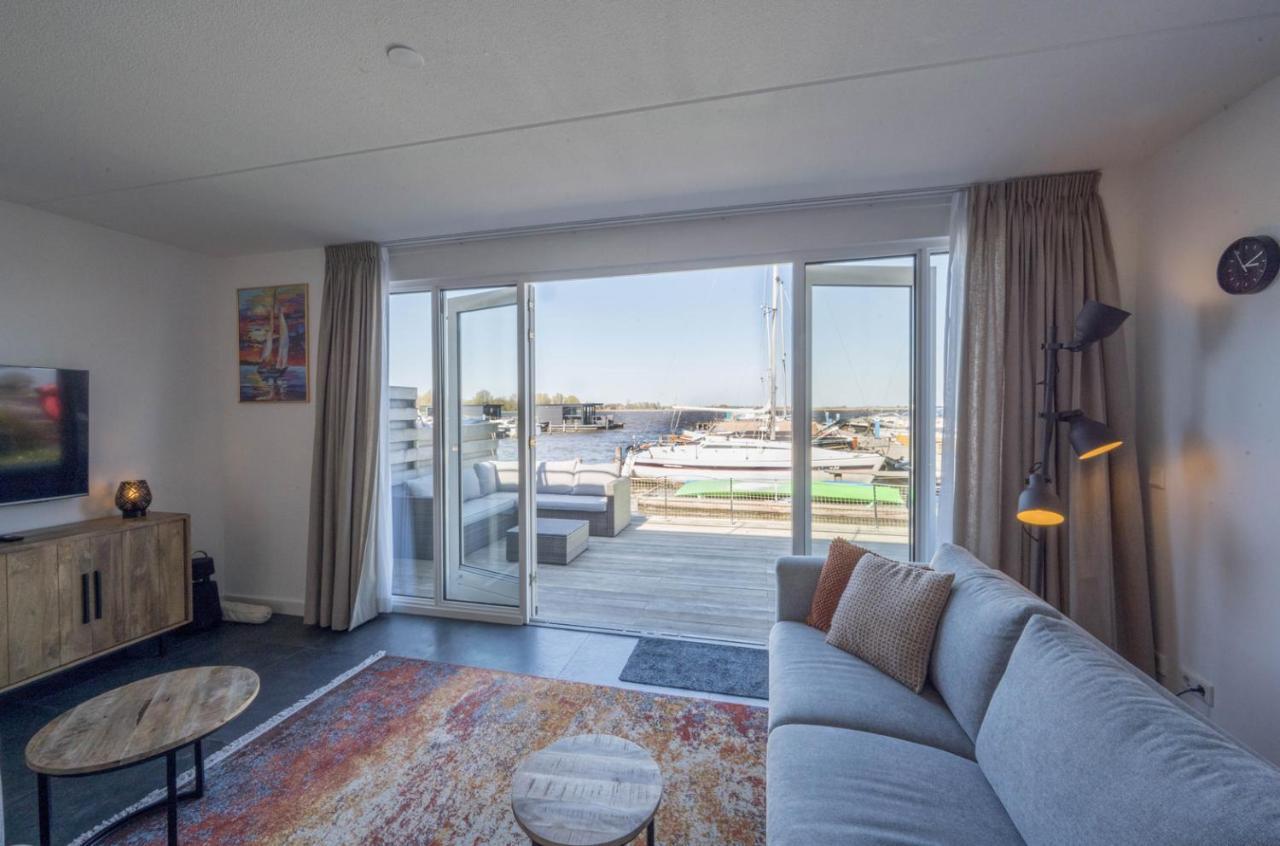 Meerzicht 24 - Luxury Family Accommodation With Beautiful Lake Side View Uitgeest Esterno foto