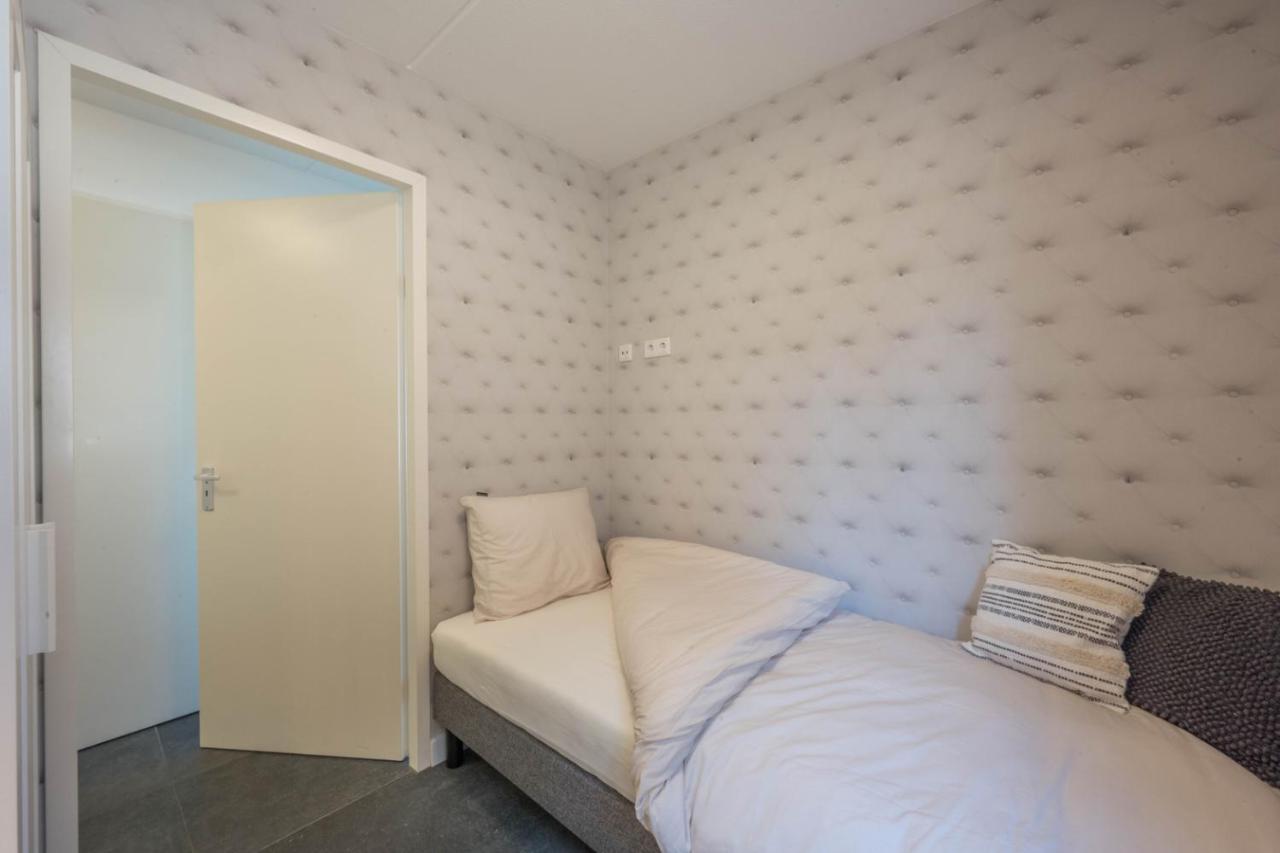 Meerzicht 24 - Luxury Family Accommodation With Beautiful Lake Side View Uitgeest Esterno foto