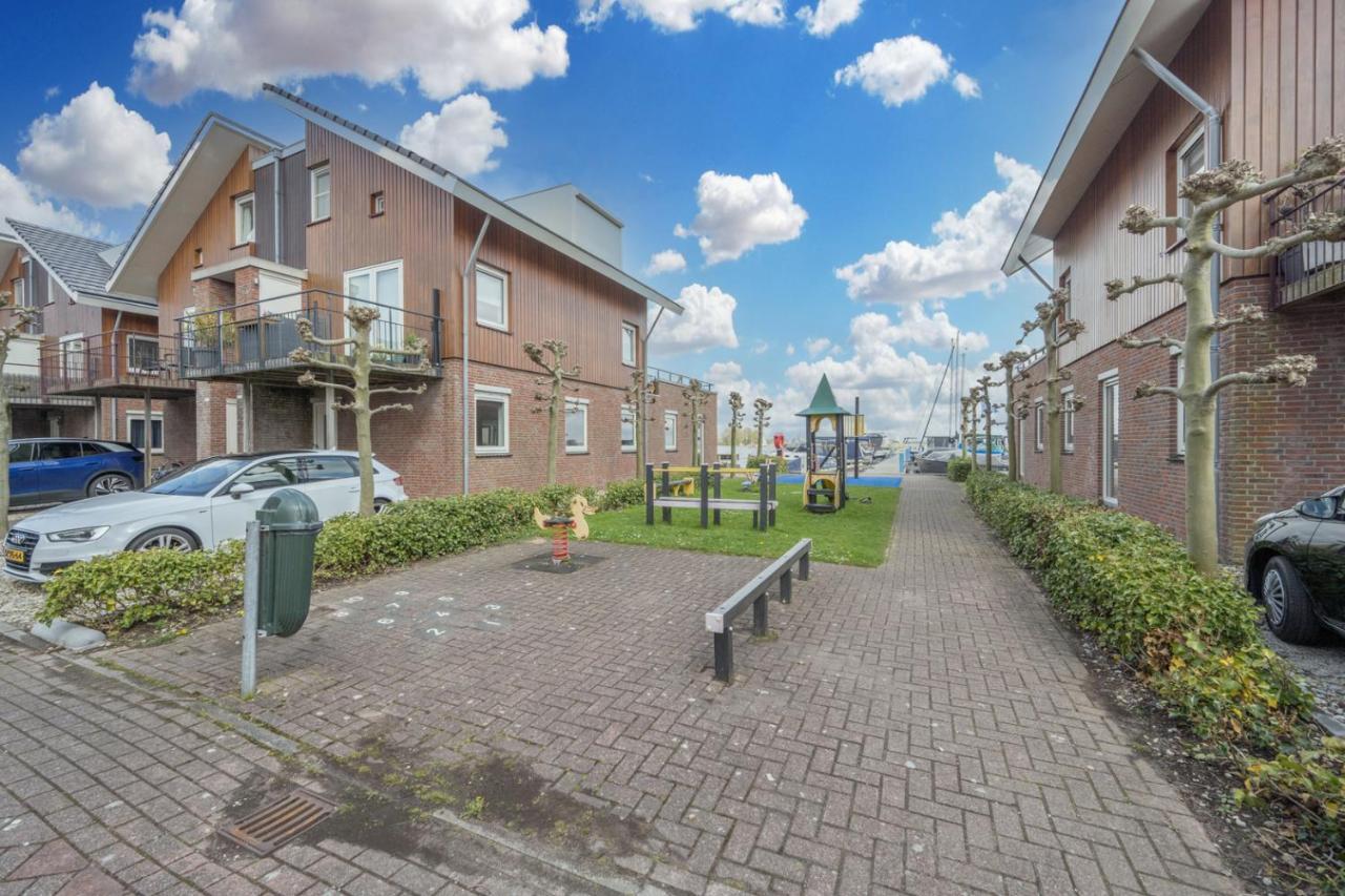 Meerzicht 24 - Luxury Family Accommodation With Beautiful Lake Side View Uitgeest Esterno foto